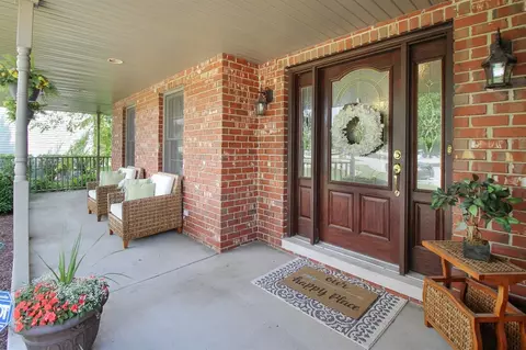 102 Crestview Ln, Dyer, IN 46311 photo 4