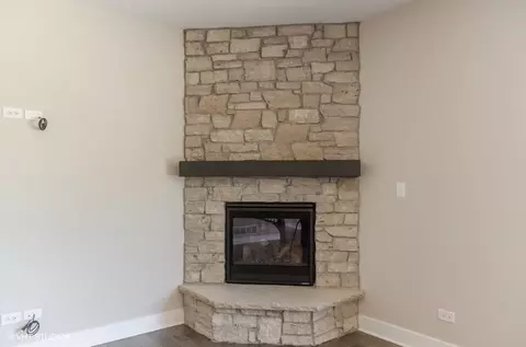 843 Highlands Dr, Crown Point, IN 46307 photo 7