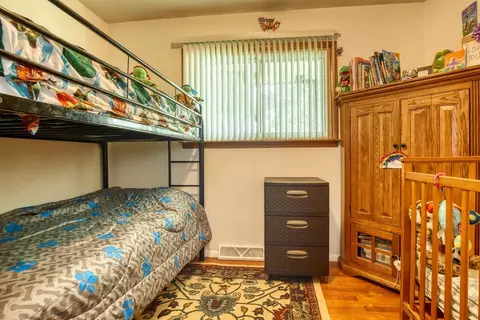 1028 N Dwiggins St, Griffith, IN 46319 photo 9