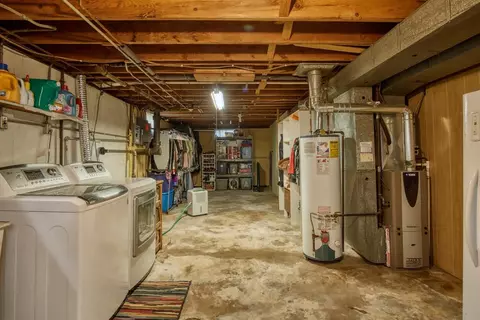 1028 N Dwiggins St, Griffith, IN 46319 photo 15