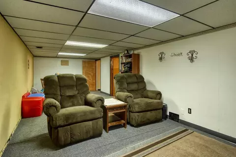 1028 N Dwiggins St, Griffith, IN 46319 photo 13