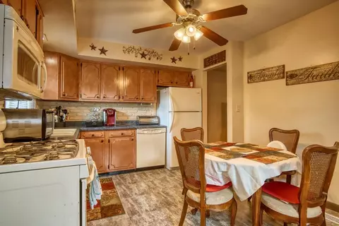 1028 N Dwiggins St, Griffith, IN 46319 photo 6