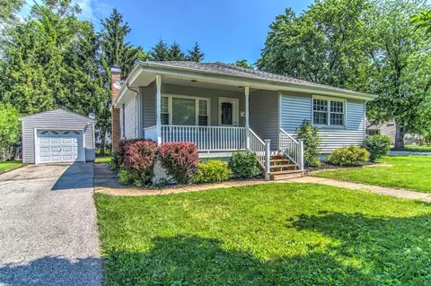 1030 E North St, Crown Point, IN 46307 photo 1