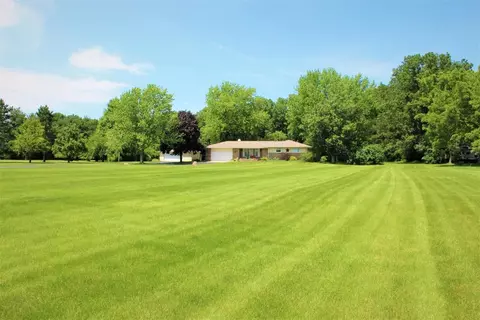 3912 E 117th Ave, Crown Point, IN 46307 photo 2