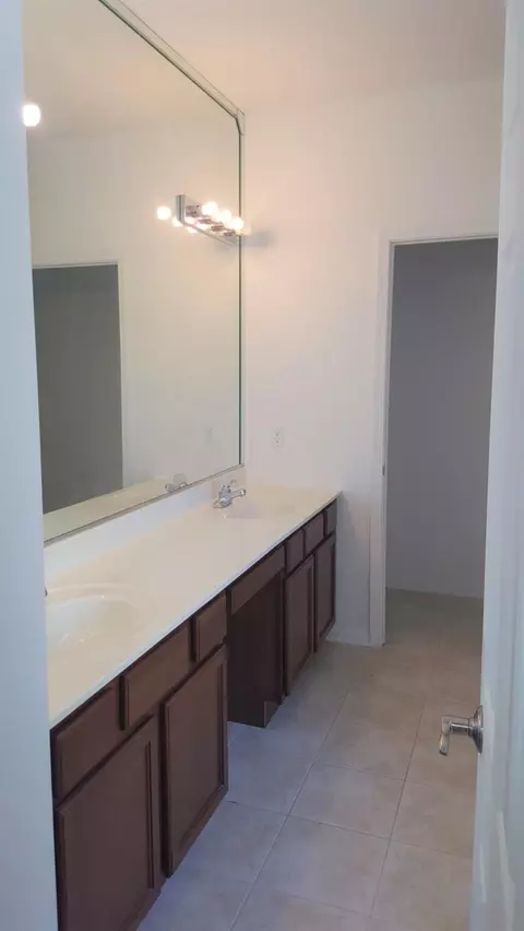 1237 Flagstone Dr, Dyer, IN 46311 photo 5