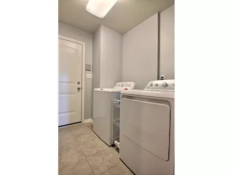 1171 Sawgrass Dr, Griffith, IN 46319 photo 26