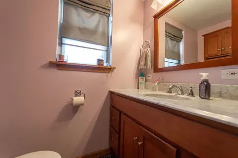 303 Beverly Pl, Munster, IN 46321 photo 19