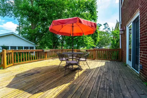 303 Beverly Pl, Munster, IN 46321 photo 31
