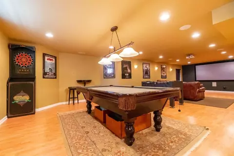 10570 Knickerbocker Ct, Saint John, IN 46373 photo 29