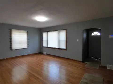 4724 Adams St, Gary, IN 46408 photo 2
