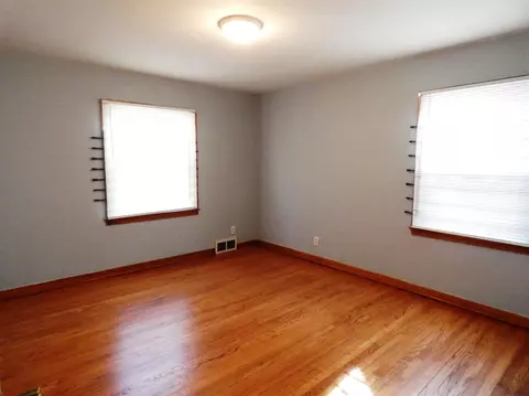 4724 Adams St, Gary, IN 46408 photo 5