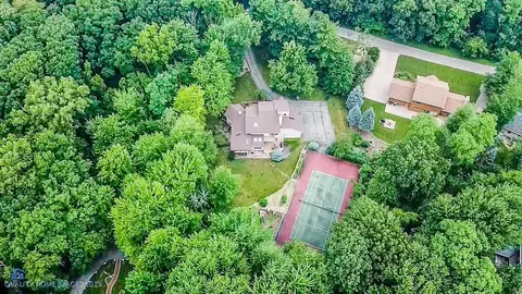 715 E Oak St, Porter, IN 46304 photo 36