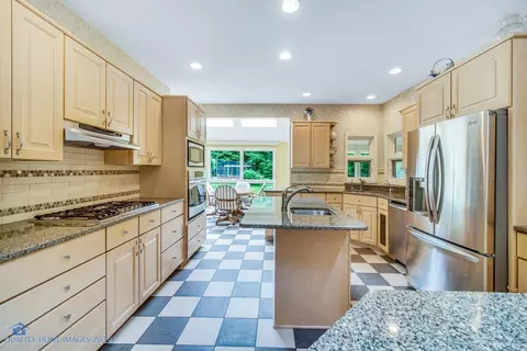 715 E Oak St, Porter, IN 46304 photo 13