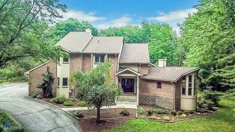 715 E Oak St, Porter, IN 46304 photo 39