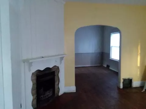 237 Chase St, Gary, IN 46404 photo 2