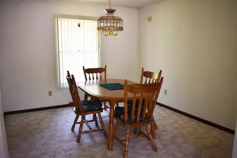 409 W Anderson Ct, Crown Point, IN 46307 photo 5