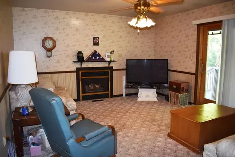 409 W Anderson Ct, Crown Point, IN 46307 photo 6