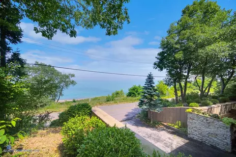 331 E Lake Front Dr, Beverly Shores, IN 46301 photo 4