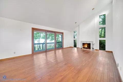 331 E Lake Front Dr, Beverly Shores, IN 46301 photo 10