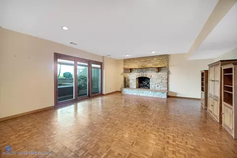331 E Lake Front Dr, Beverly Shores, IN 46301 photo 8