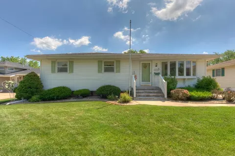 1005 Jackson Ave, Dyer, IN 46311 photo 1