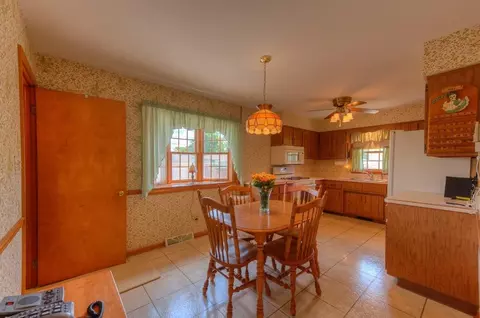 1005 Jackson Ave, Dyer, IN 46311 photo 4