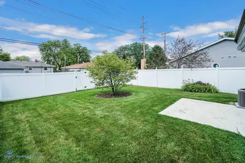 752 N Forest Ave, Griffith, IN 46319 photo 18