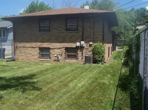 3135 W 20th Pl, Gary, IN 46404 photo 4