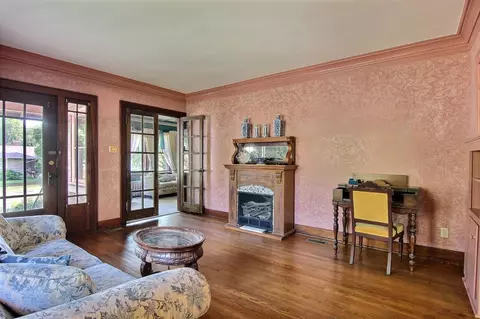 264 E South St, Crown Point, IN 46307 photo 9