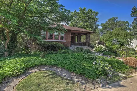 264 E South St, Crown Point, IN 46307 photo 4