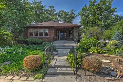 264 E South St, Crown Point, IN 46307 photo 1