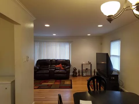 6433 Ash Ave, Gary, IN 46403 photo 3