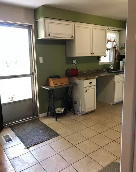 600 E Franciscan Dr, Crown Point, IN 46307 photo 8