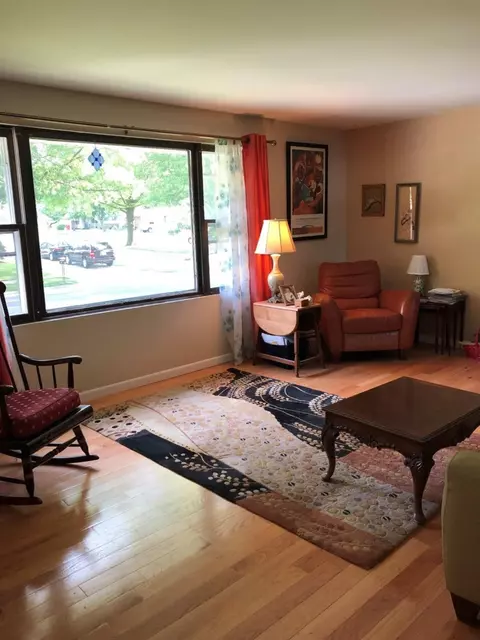 600 E Franciscan Dr, Crown Point, IN 46307 photo 5