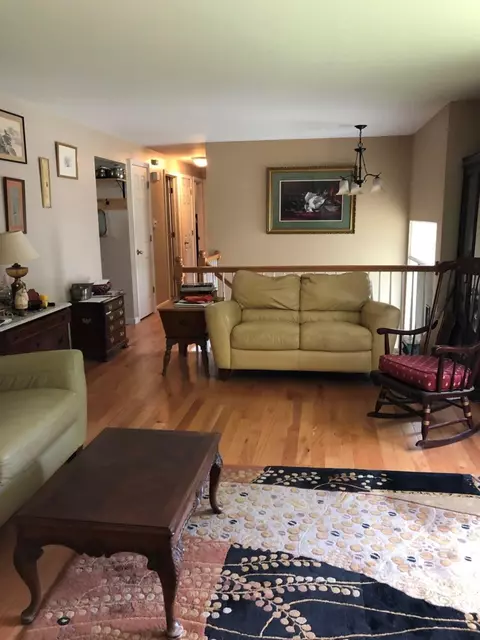 600 E Franciscan Dr, Crown Point, IN 46307 photo 4