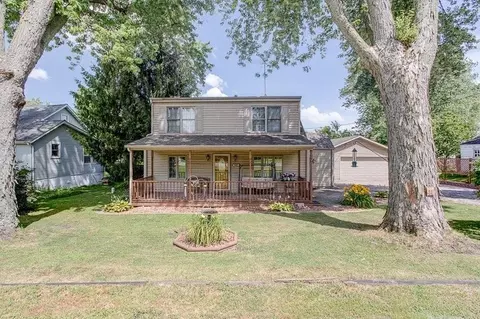 14215 Elkhart Pl, Crown Point, IN 46307 photo 2