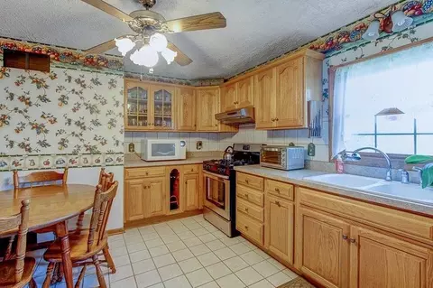 14215 Elkhart Pl, Crown Point, IN 46307 photo 6