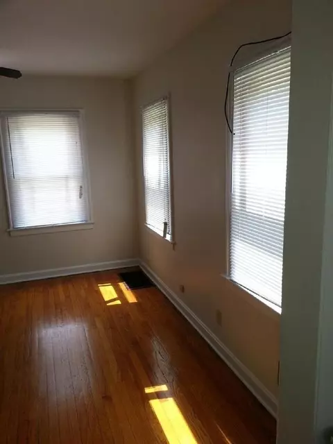 306 Garfield St, Gary, IN 46404 photo 3
