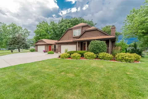 3295 Rustic Ln, Crown Point, IN 46307 photo 2