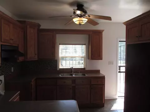2033 Ohio St, Gary, IN 46407 photo 7