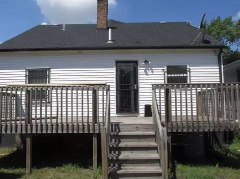 2033 Ohio St, Gary, IN 46407 photo 3