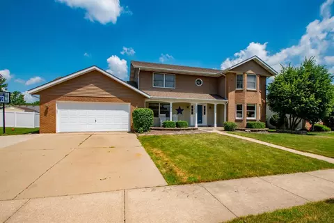 1218 Sioux Dr, Crown Point, IN 46307 photo 2