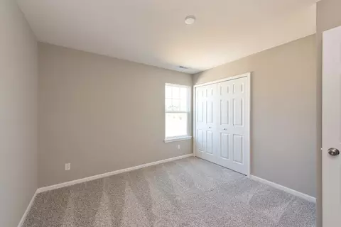 2309 Wicklow Dr, Valparaiso, IN 46385 photo 15