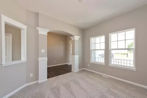 2309 Wicklow Dr, Valparaiso, IN 46385 photo 8