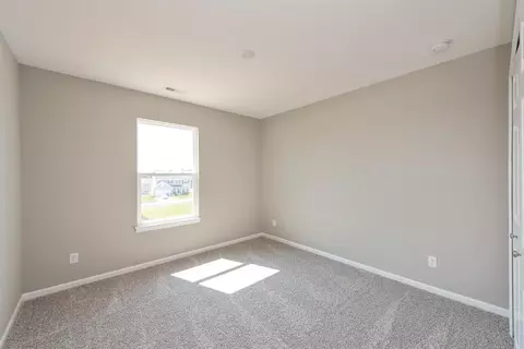 2309 Wicklow Dr, Valparaiso, IN 46385 photo 16