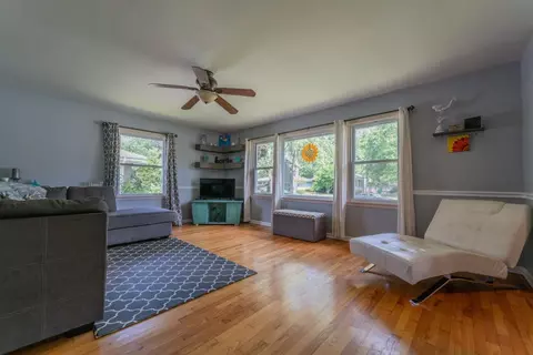 254 Sunset Ln, Munster, IN 46321 photo 3