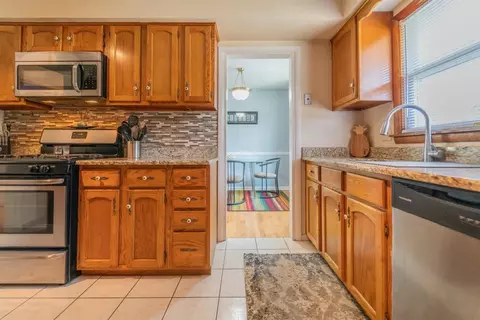 254 Sunset Ln, Munster, IN 46321 photo 7