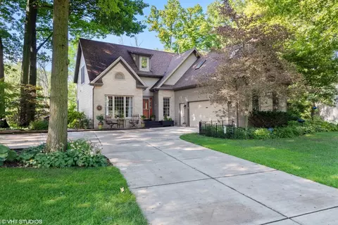 540 Riverview Ln, Porter, IN 46304 photo 1