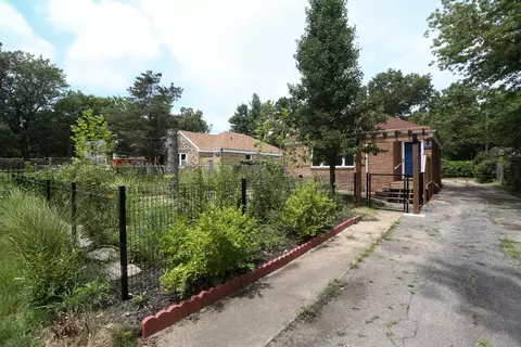7512 Locust Ave, Gary, IN 46403 photo 22