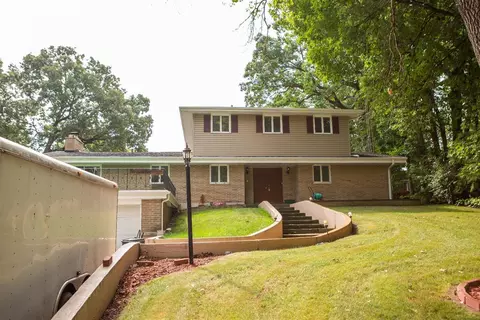 720 Blaney Dr, Dyer, IN 46311 photo 3